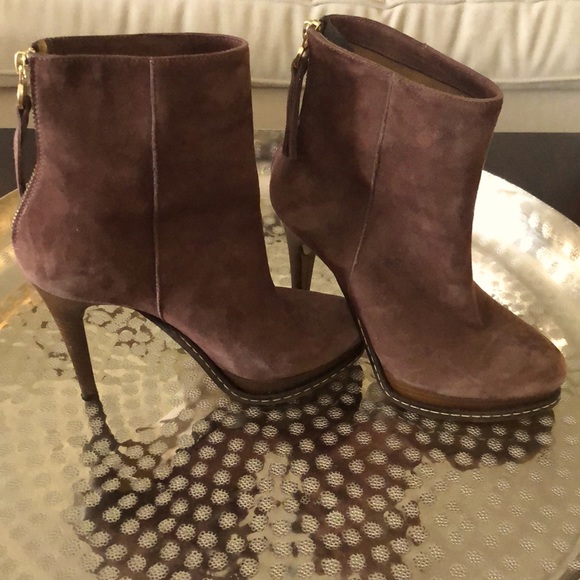 Browns ID Brown suede bootie - Picture 1 of 5